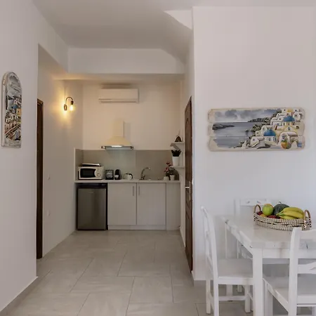 One Bedroom Apartment-sleeps 4 -sea View-parking Apartament