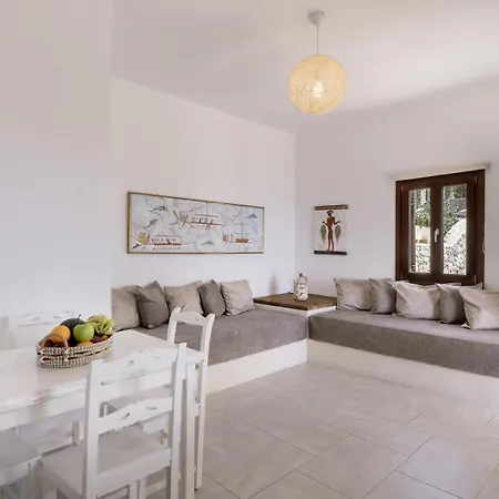 Apartament One Bedroom Apartment-sleeps 4 -sea View-parking *